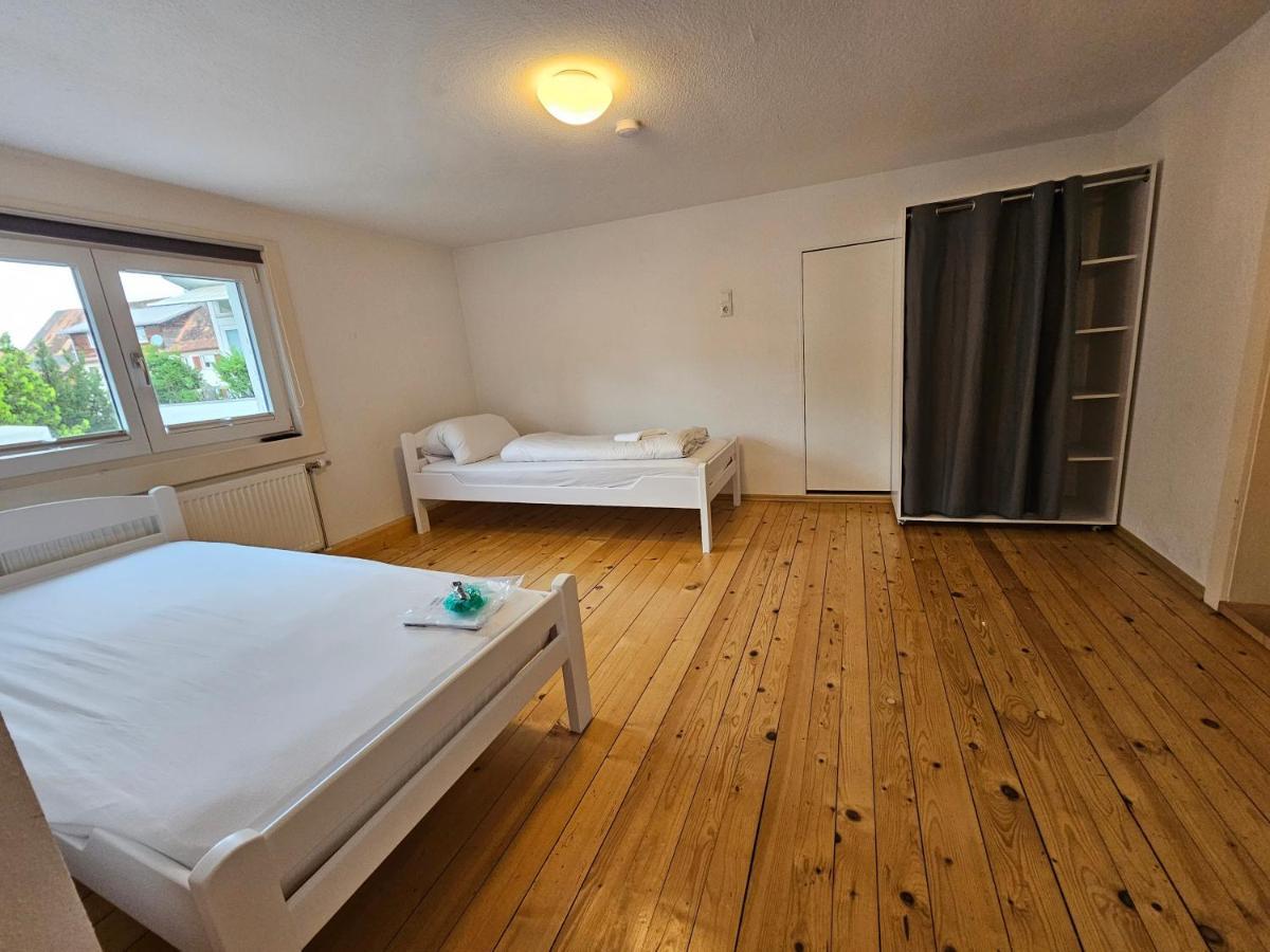 B76, Lauterach, Vorarlberg Apartments Екстер'єр фото