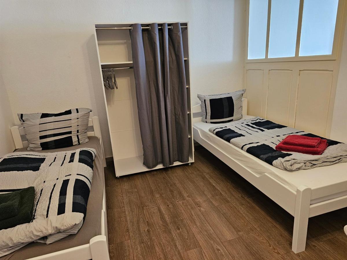 B76, Lauterach, Vorarlberg Apartments Екстер'єр фото
