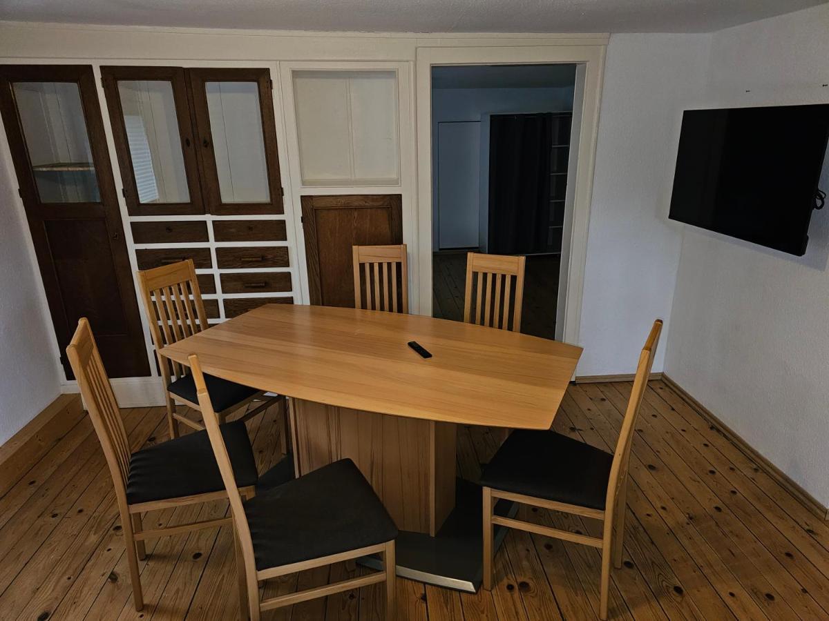 B76, Lauterach, Vorarlberg Apartments Екстер'єр фото